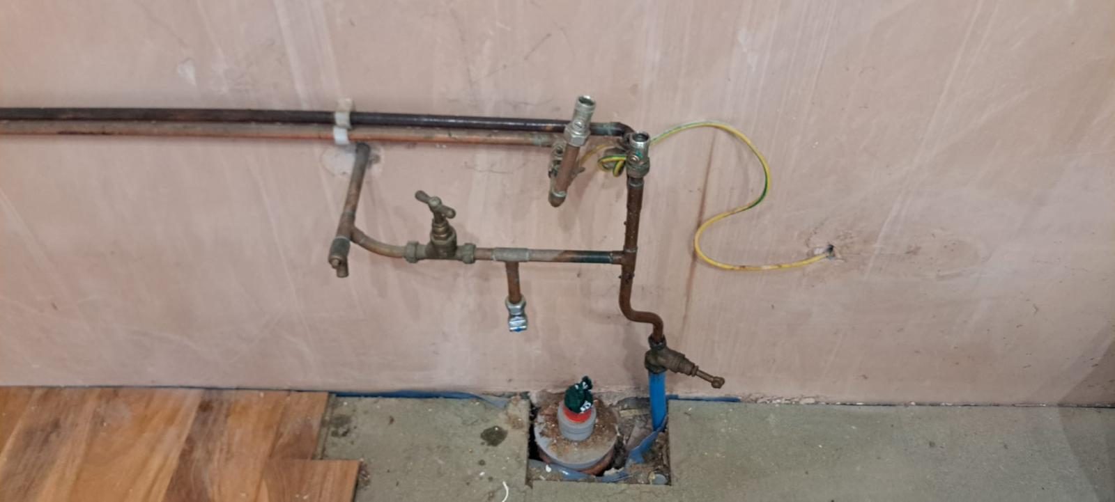 First-fix copper pipework for the new kitchen